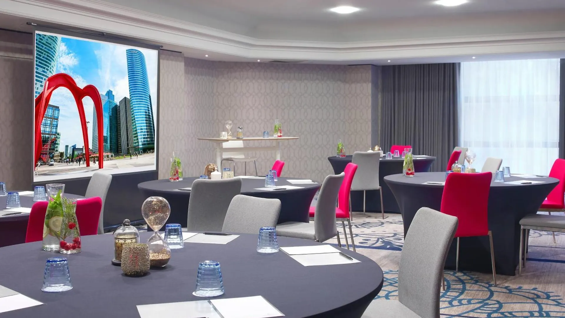 Renaissance Paris La Defense Hotel Puteaux
