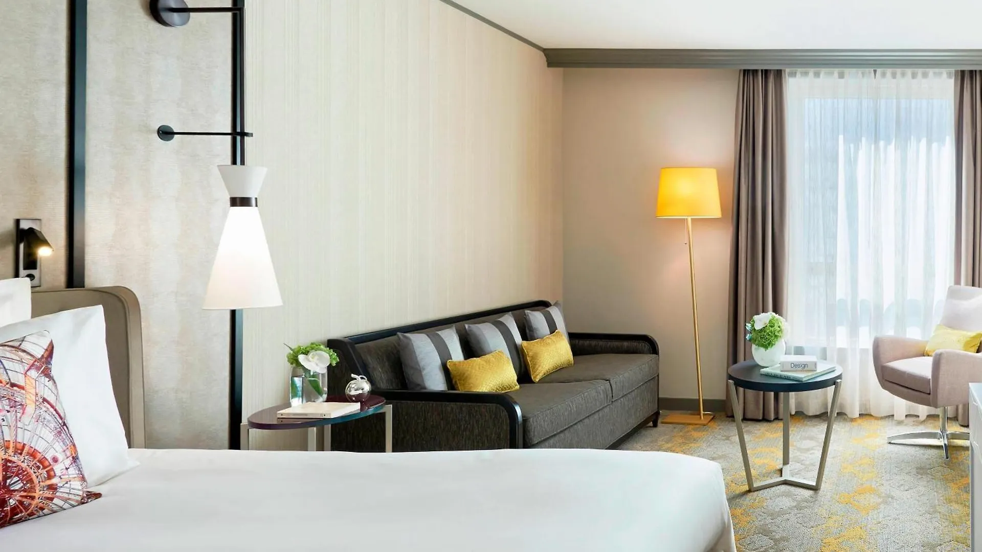 Renaissance Paris La Defense Hotel Puteaux