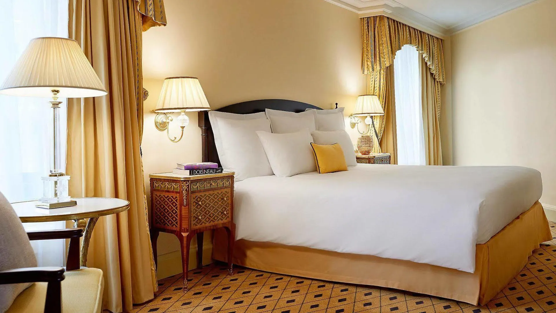 Renaissance Paris La Defense Hotel Puteaux
